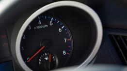 Hyundai Genesis Coupe - obrotomierz