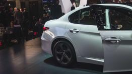 Geneva International Motor Show 2016 - auta seryjne (cz.1)