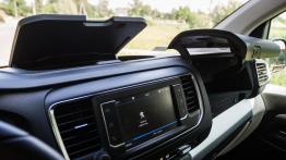 Peugeot Traveller Business VIP Long - galeria redakcyjna - komputer pok?adowy