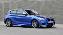 BMW M135i - prawy bok