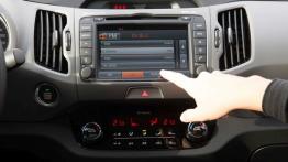 Kia Sportage III Facelifting (2014) CRDi 16V - radio/cd/panel lcd