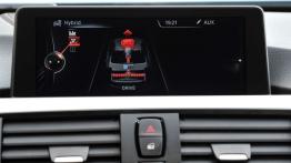 BMW serii 3 ActiveHybrid - radio/cd/panel lcd