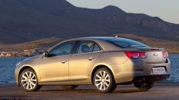 Chevrolet Malibu 2013 - widok z tyłu