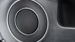 Lexus GS IV 300h (2014) - głośnik w drzwiach przednich