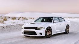 Dodge Charger SRT Hellcat (2015) - widok z przodu