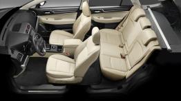 Subaru Outback 2015 2.5i - wersja europejska - widok ogólny wnętrza