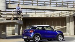 Mini Paceman - prawy bok