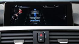 BMW serii 3 ActiveHybrid - radio/cd/panel lcd