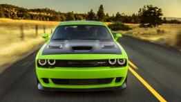 Dodge Challenger SRT Hellcat (2015) - widok z przodu