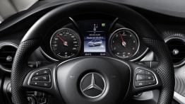 Mercedes klasy V (2014) - zestaw wskaźników