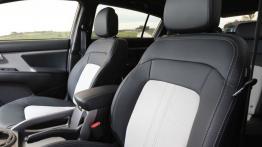 Kia Sportage III Facelifting (2014) CRDi 16V - fotel kierowcy, widok z przodu