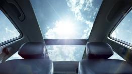 Kia Venga - szyberdach od wewnątrz