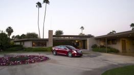 Cadillac ELR - prawy bok