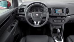 Seat Alhambra 2011 - kokpit