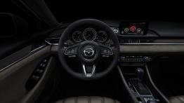 Nie oceniaj po okładce – nowa Mazda 6