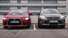 Kompaktowe hatchbacki: Ford Focus 1.0 EcoBoost vs Mitsubishi Lancer Sportback 1.6