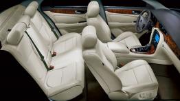 Jaguar XJ 6 - widok ogólny wnętrza z przodu