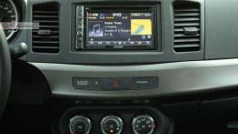 Kompaktowe hatchbacki: Ford Focus 1.0 EcoBoost vs Mitsubishi Lancer Sportback 1.6