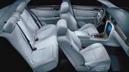 Jaguar XJ 6 - widok ogólny wnętrza z przodu