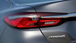 Nie oceniaj po okładce – nowa Mazda 6