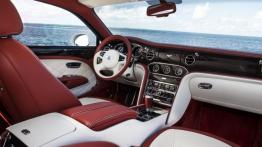 Bentley Mulsanne Speed (2015) - widok ogólny wnętrza z przodu