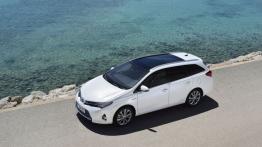 Toyota Auris II Hybrid Touring Sports (2013) - widok z góry