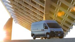Fiat Ducato III Facelifting Furgon (2014) - prawy bok
