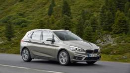 BMW 225i Active Tourer (2014) - prawy bok