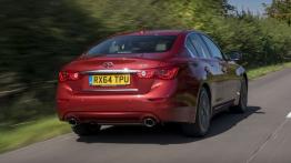 Infiniti Q50 2.0 Turbo (2014) - widok z tyłu