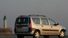 Dacia Logan MCV - widok z tyłu