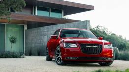 Chrysler 300S 2015 - widok z przodu