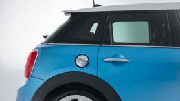 Mini Cooper S 2014 - wersja 5-drzwiowa - wlew paliwa