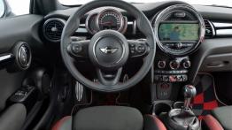 Mini John Cooper Works 2015 - kokpit