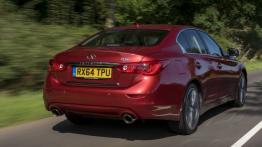Infiniti Q50 2.0 Turbo (2014) - widok z tyłu
