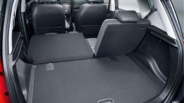 Kia Venga - tylna kanapa złożona, widok z bagażnika