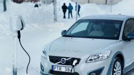 Volvo C30 Electric - przód - inne ujęcie