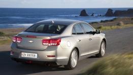 Chevrolet Malibu 2013 - widok z tyłu