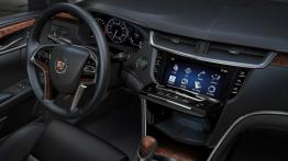 Cadillac XTS - kokpit