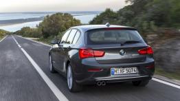 BMW 120d xDrive F20 Facelifting (2015) - widok z tyłu