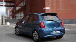 Nissan Micra K13 Facelifting (2013) - widok z tyłu