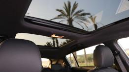 Kia Sportage III Facelifting (2014) CRDi 16V - szyberdach od wewnątrz