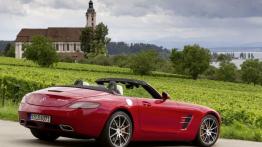 Mercedes SLS AMG Roadster 2012 - widok z tyłu