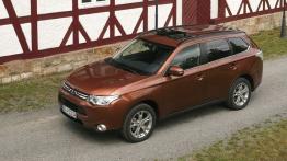Mitsubishi Outlander III - widok z góry