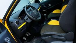 "Męska rzecz" - Renault Clio