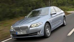 BMW serii 5 ActiveHybrid - przód - inne ujęcie