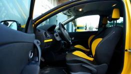 "Męska rzecz" - Renault Clio