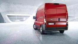 Fiat Ducato III Facelifting Furgon (2014) - tył - reflektory wyłączone