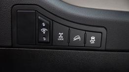 Kia Sportage III Facelifting (2014) - panel sterowania pod kierownicą
