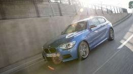 BMW M135i - lewy bok