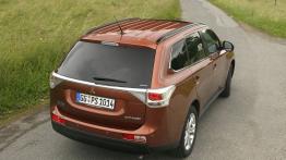 Mitsubishi Outlander III - widok z góry
